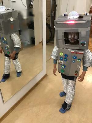 Robot kids costume (CircuitPlayground _ Crickit) | 3d print model