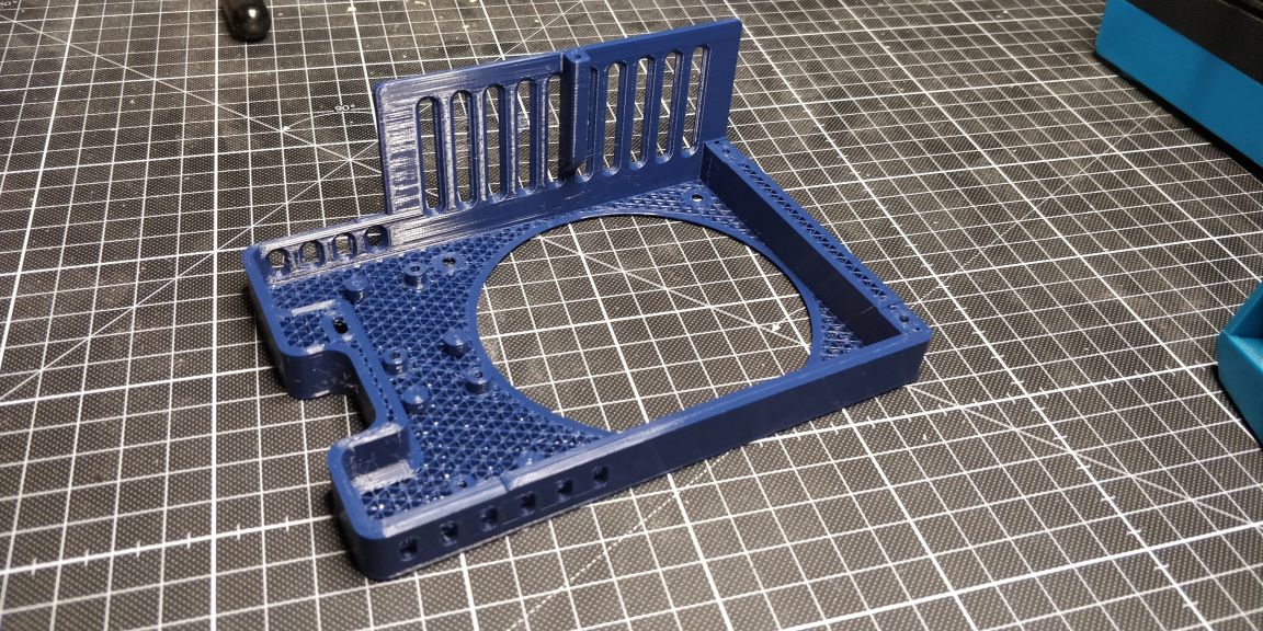 Ender 3 V2 Motherboard cover for 92x14 (noctua NF-A9x14) and 92x25 (many brands, noctua NF-A9x25) fans
