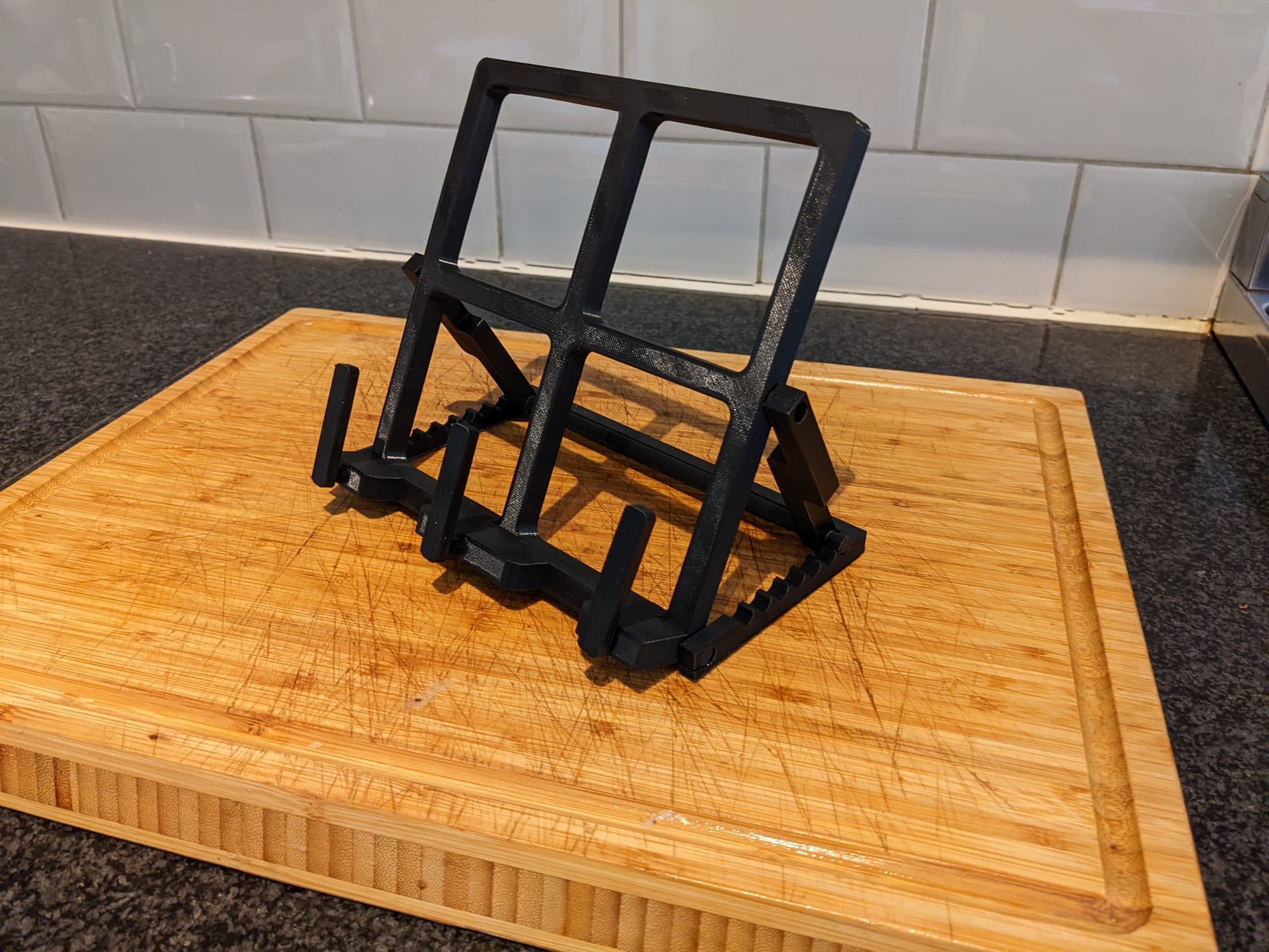 Adjustable Cookbook Stand