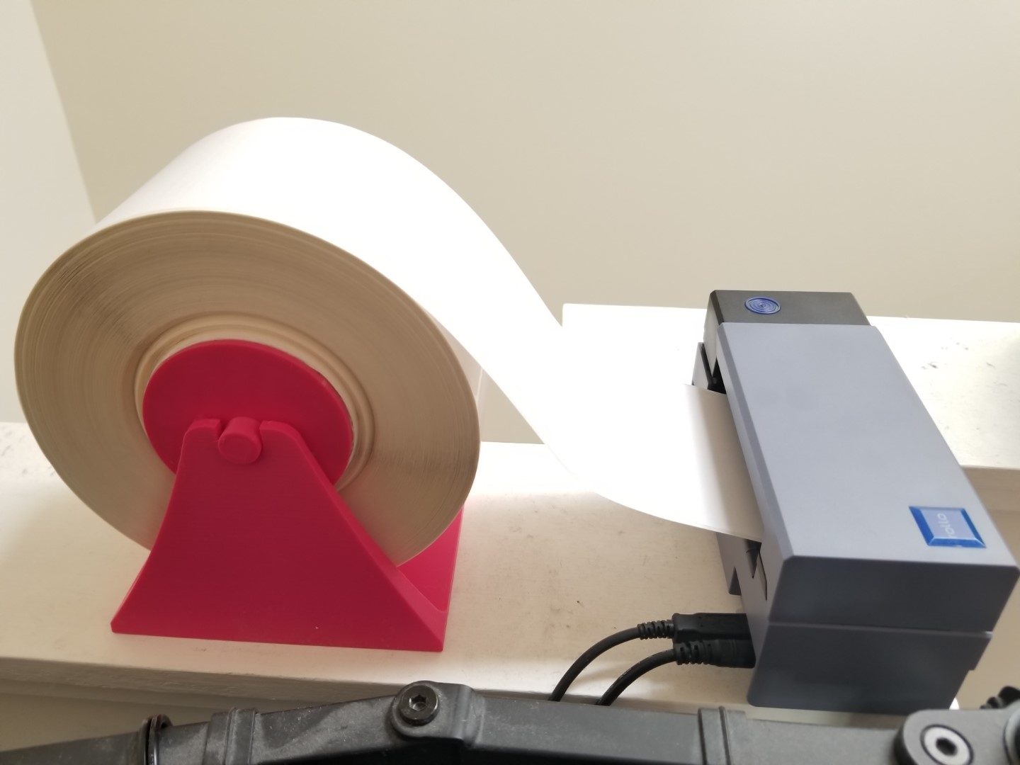 4x6 label roll holder (UPS and Fedex)