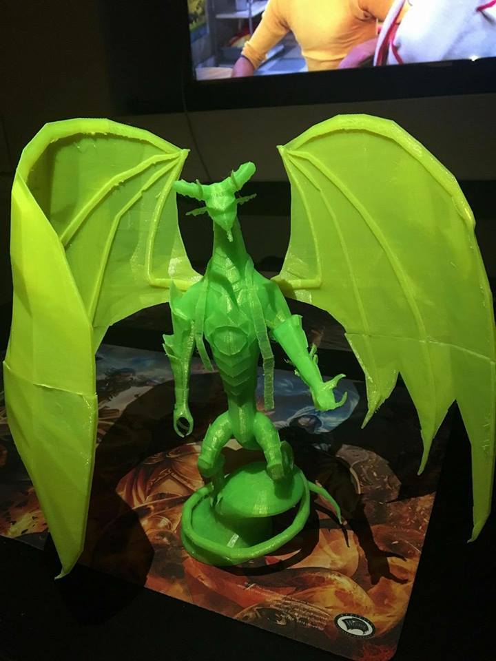 Bolas Statue