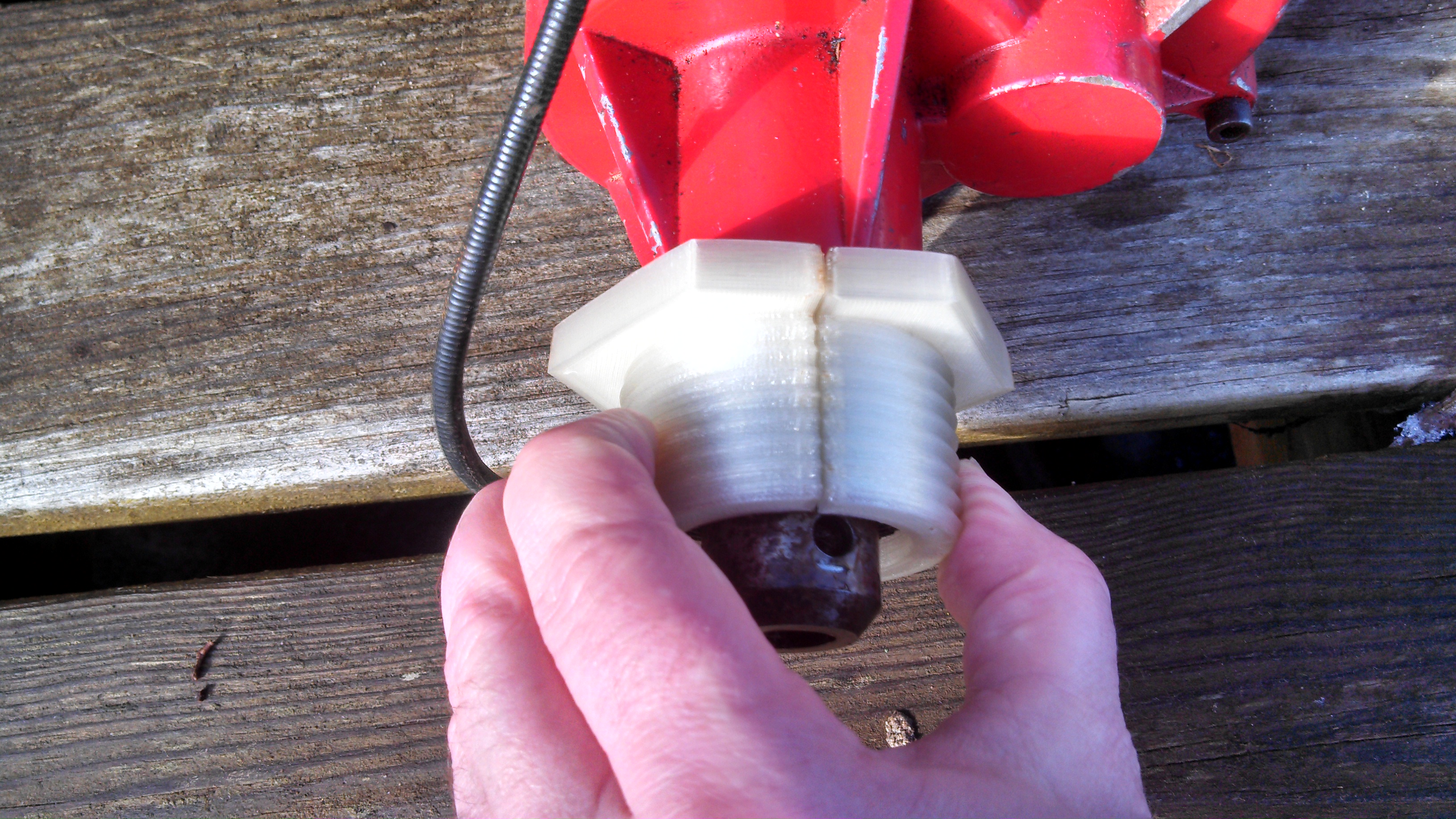 Parameteric Ice Auger Drill Adapter with chuck cup