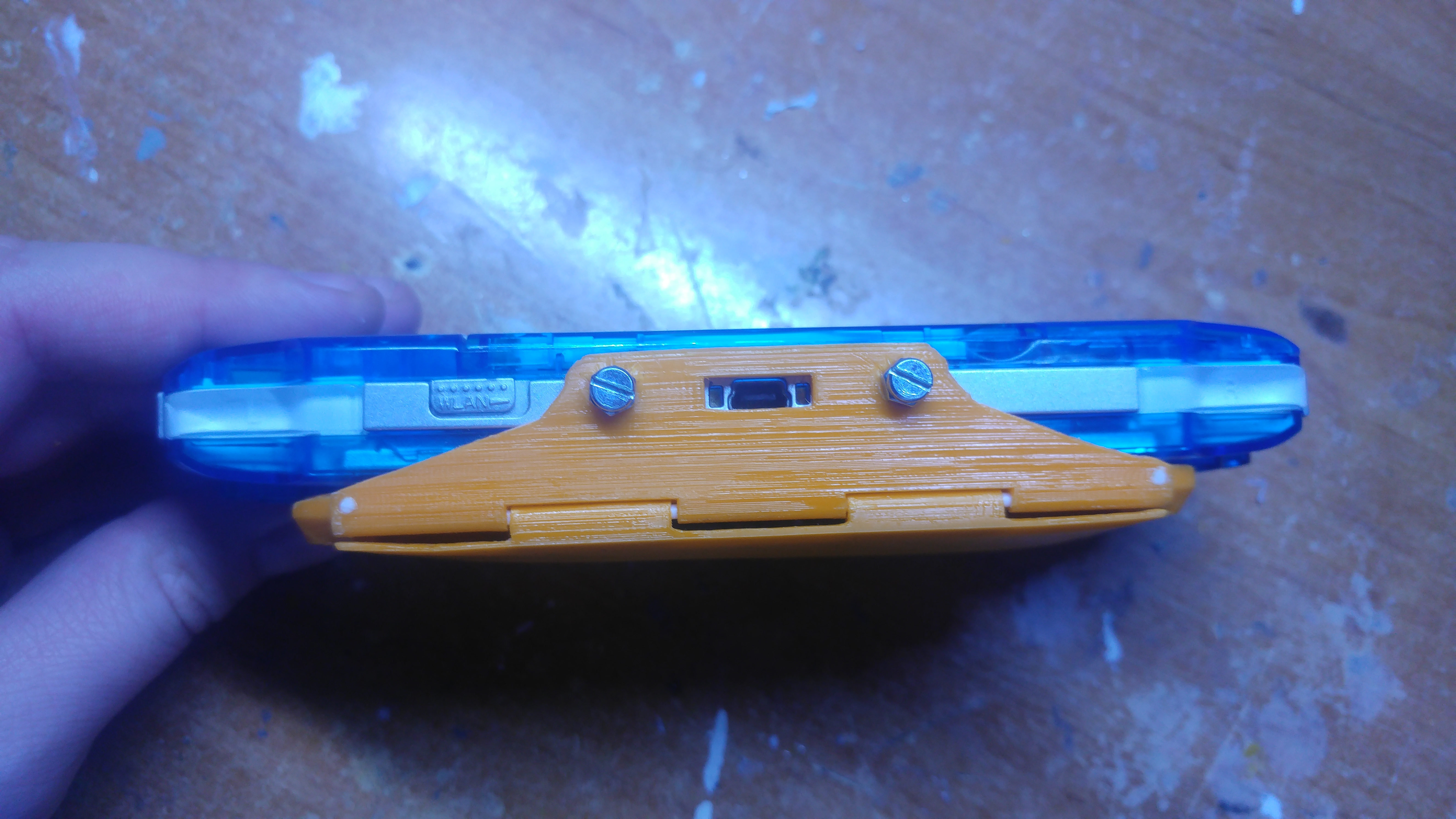 PSP 3004 folding sun shield with speaker horns