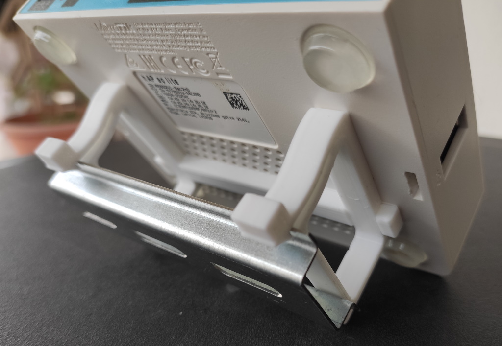 966f58ec-4eaa-4064-a025-d858f5168046