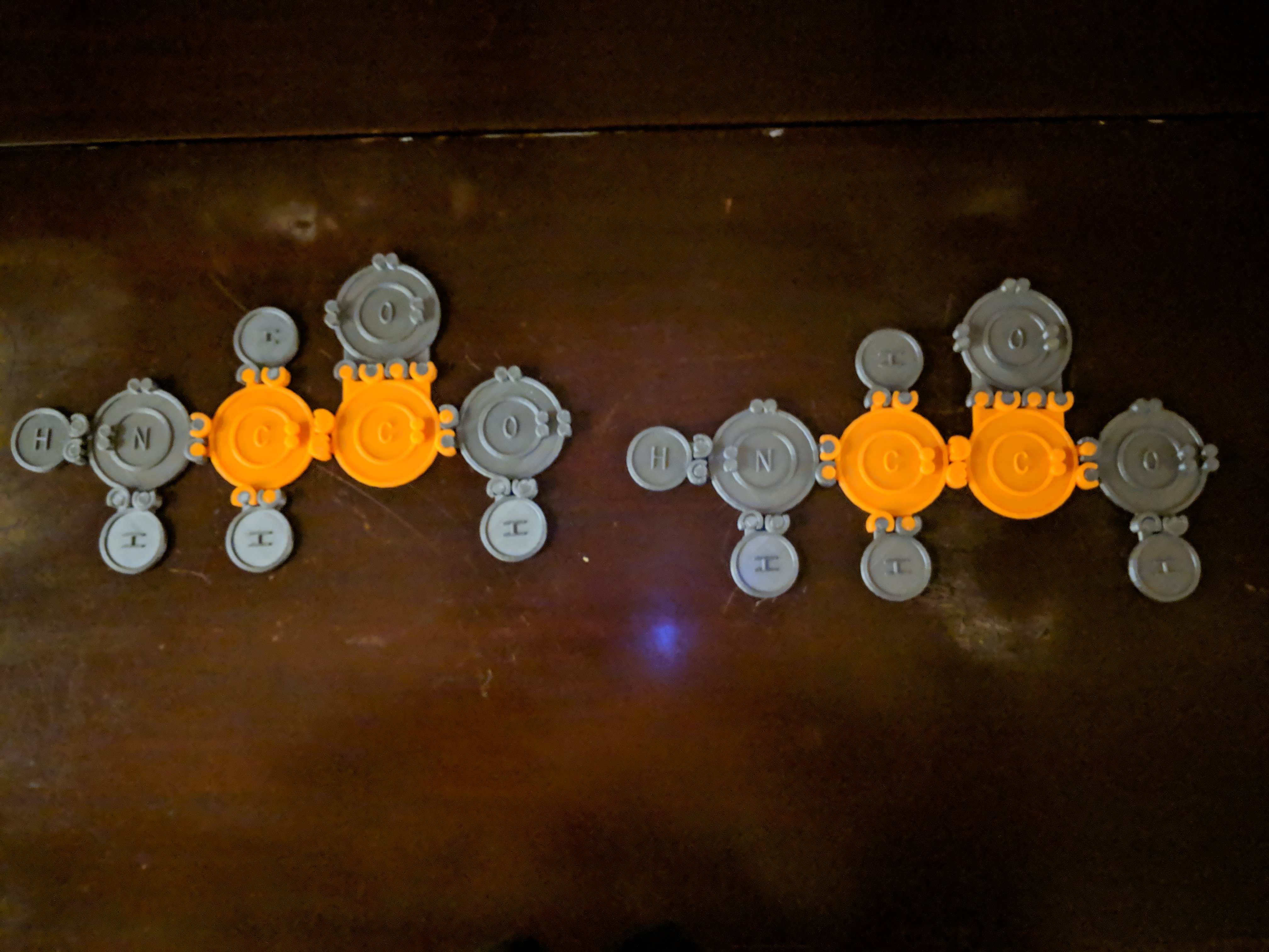 Linkable Atoms
