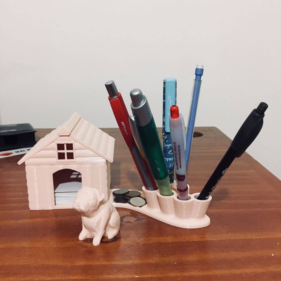 Dog House Organizer