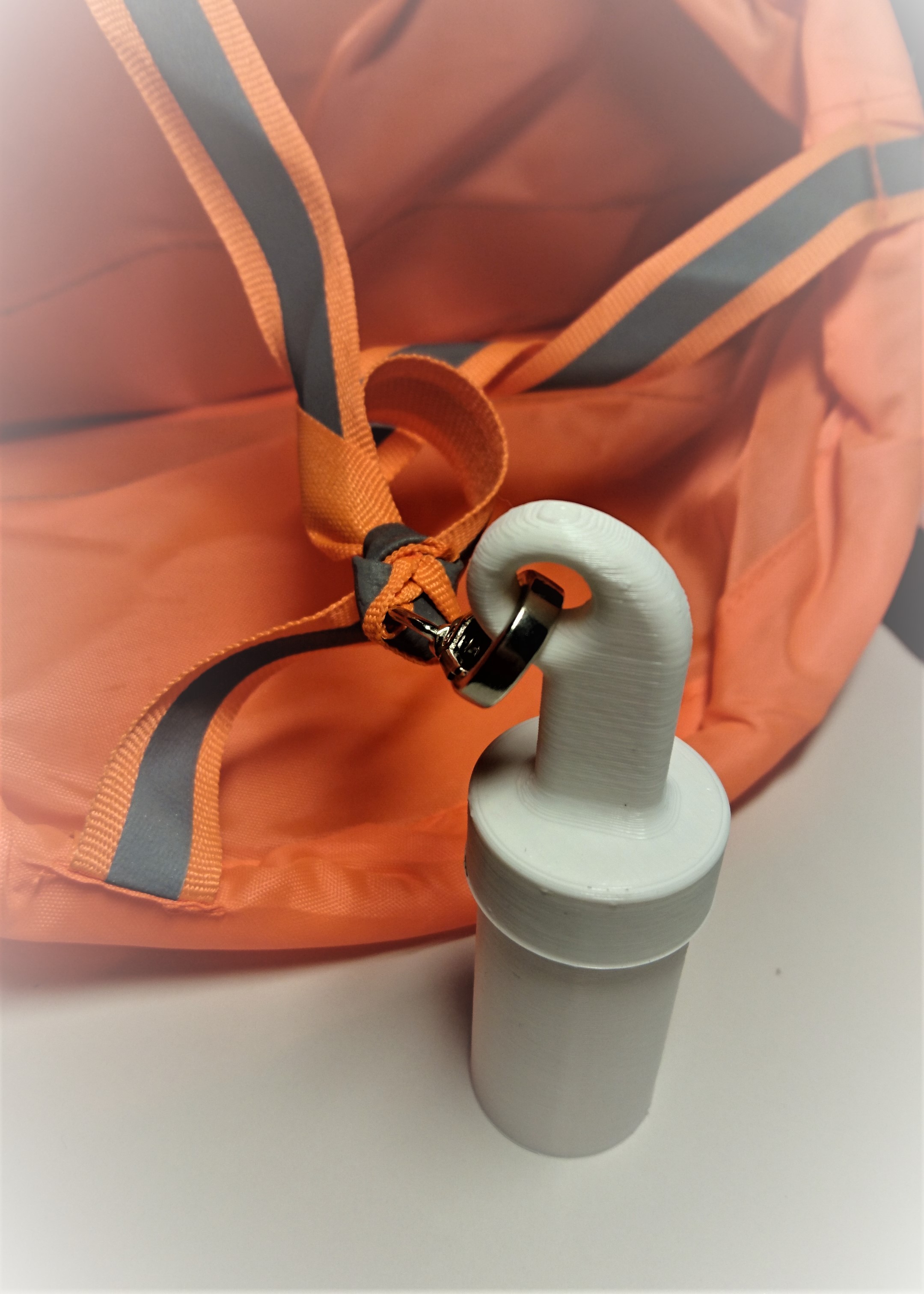 Windsock rotating base