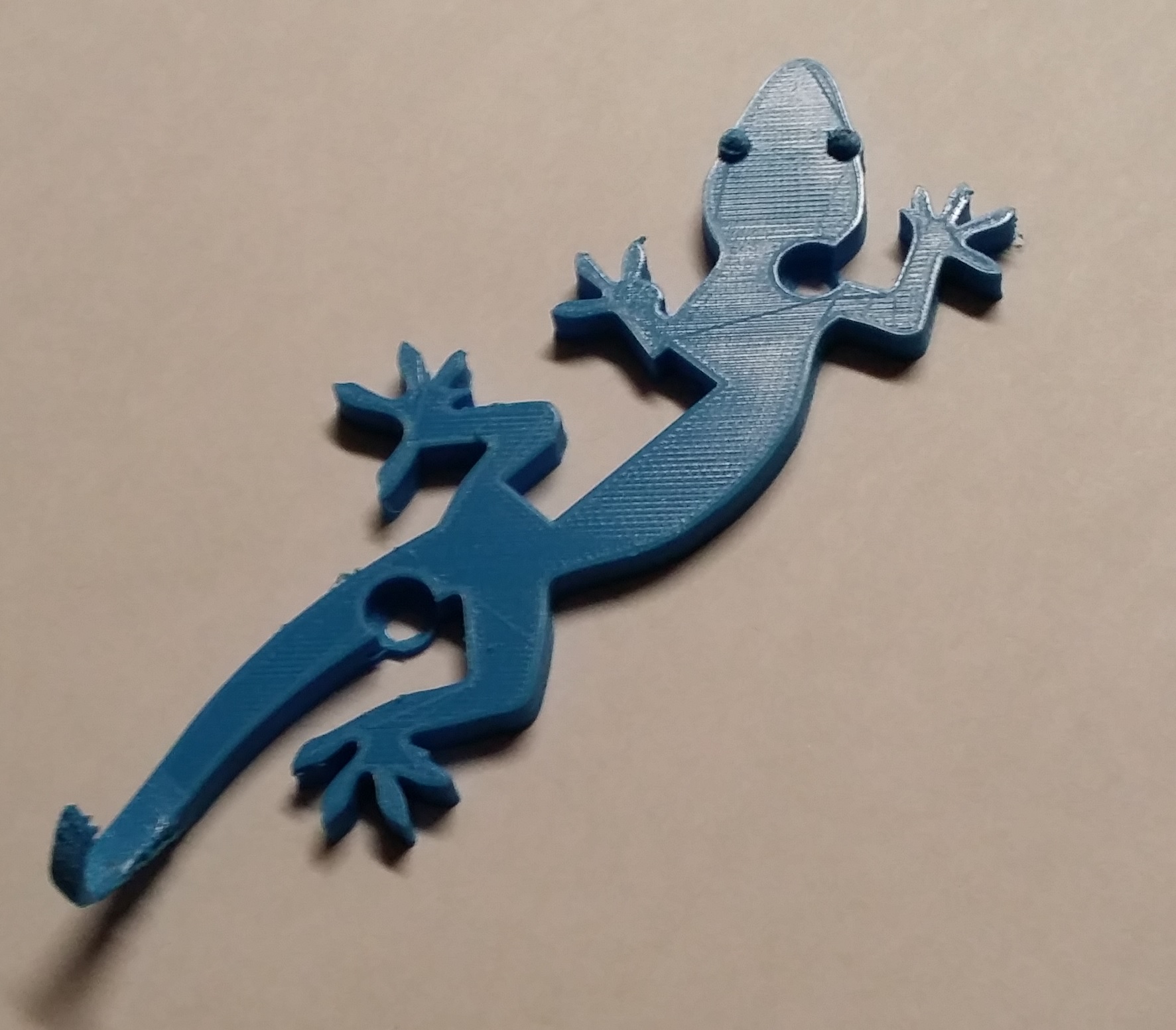 Switchey - The helpful key holding Lizzard