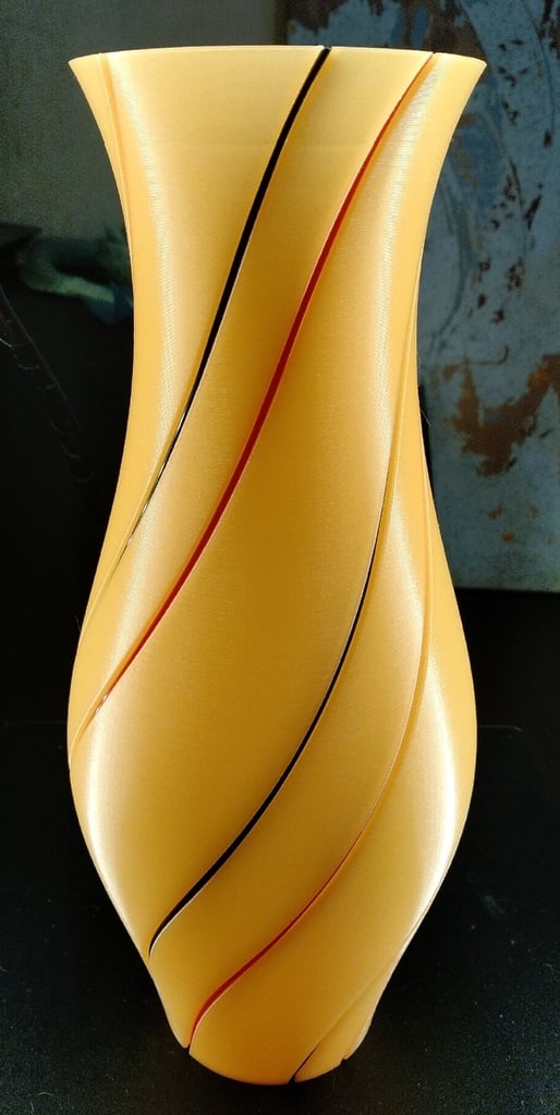 Vase With Filament Lines