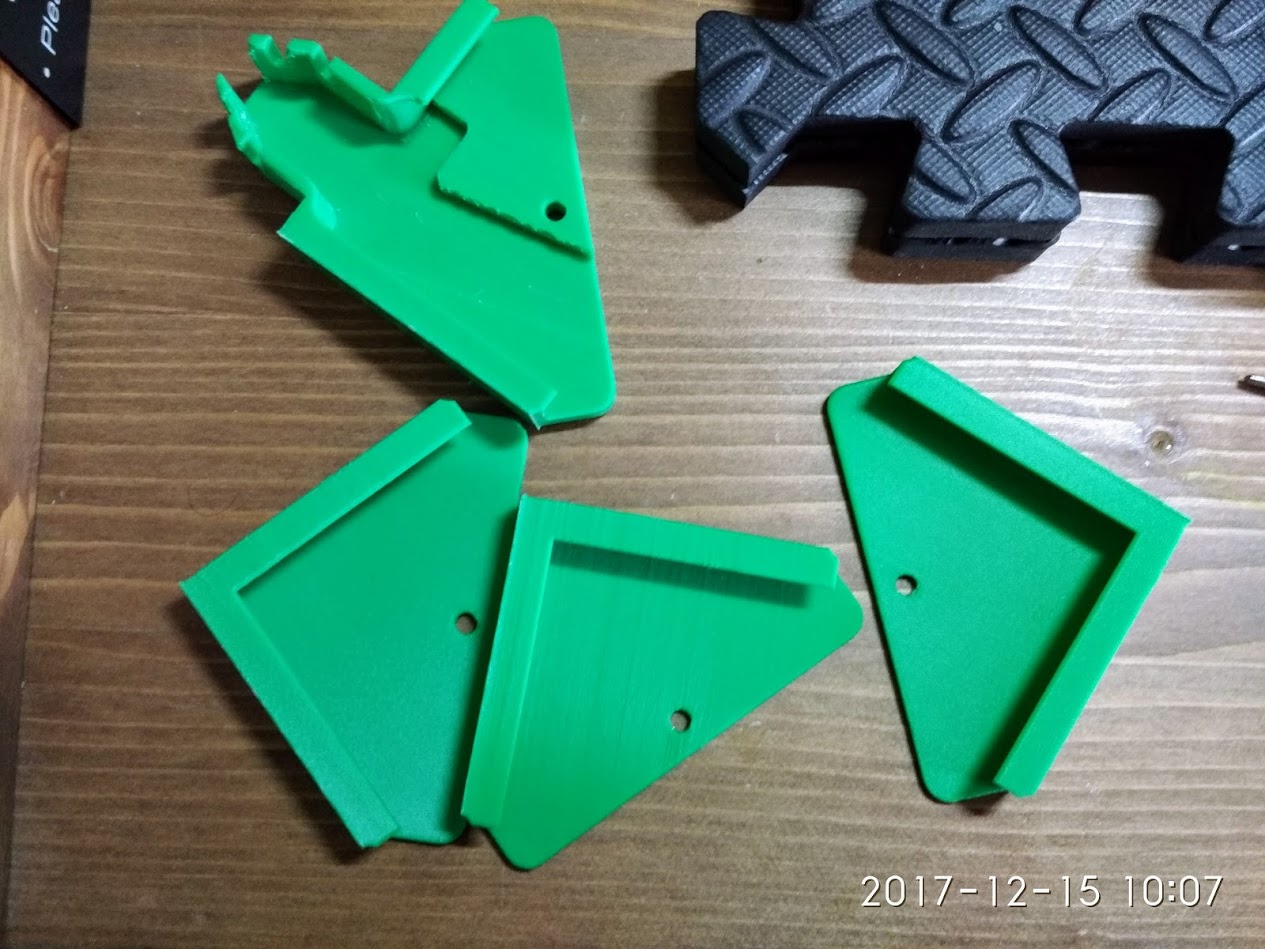 [CR-10] IKEA Lots Mirror and 4mm Cork Insulation Holder with Cable Relief