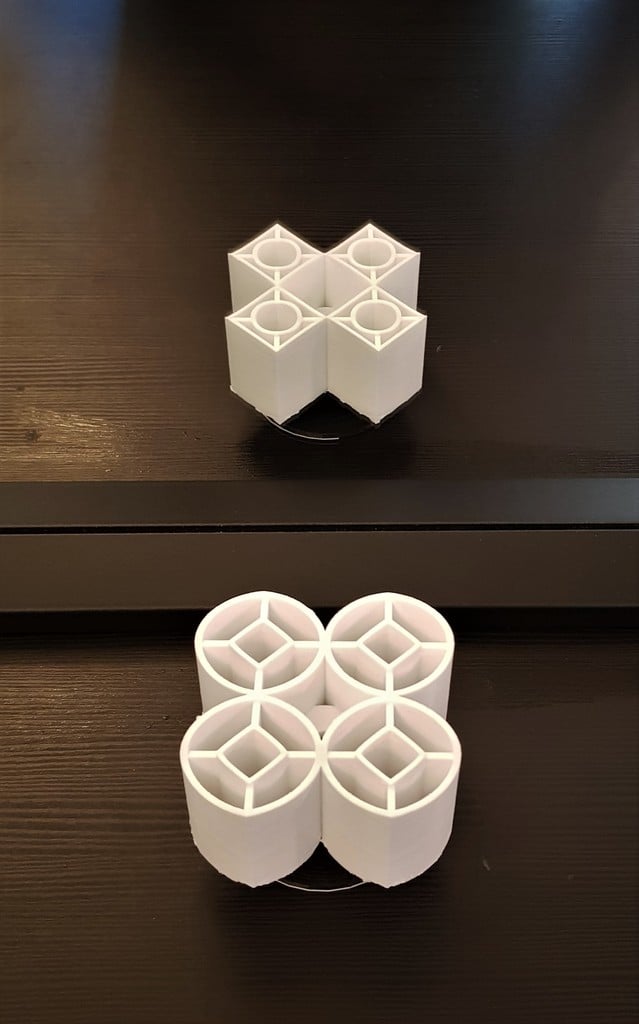 Circle with inner square, or opposite Optical illusion