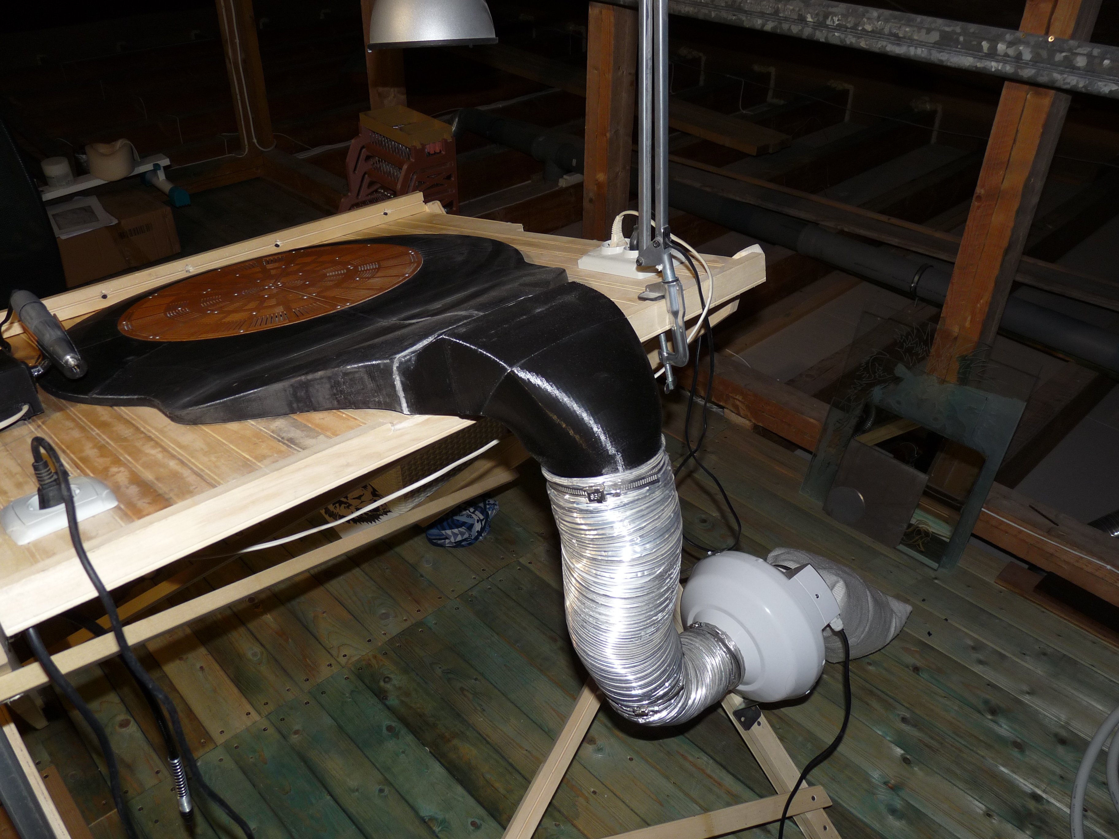Dust collector for engraving.