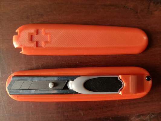 Plaquettes de couteau Suisse avec cutter intégré | 3d print model
