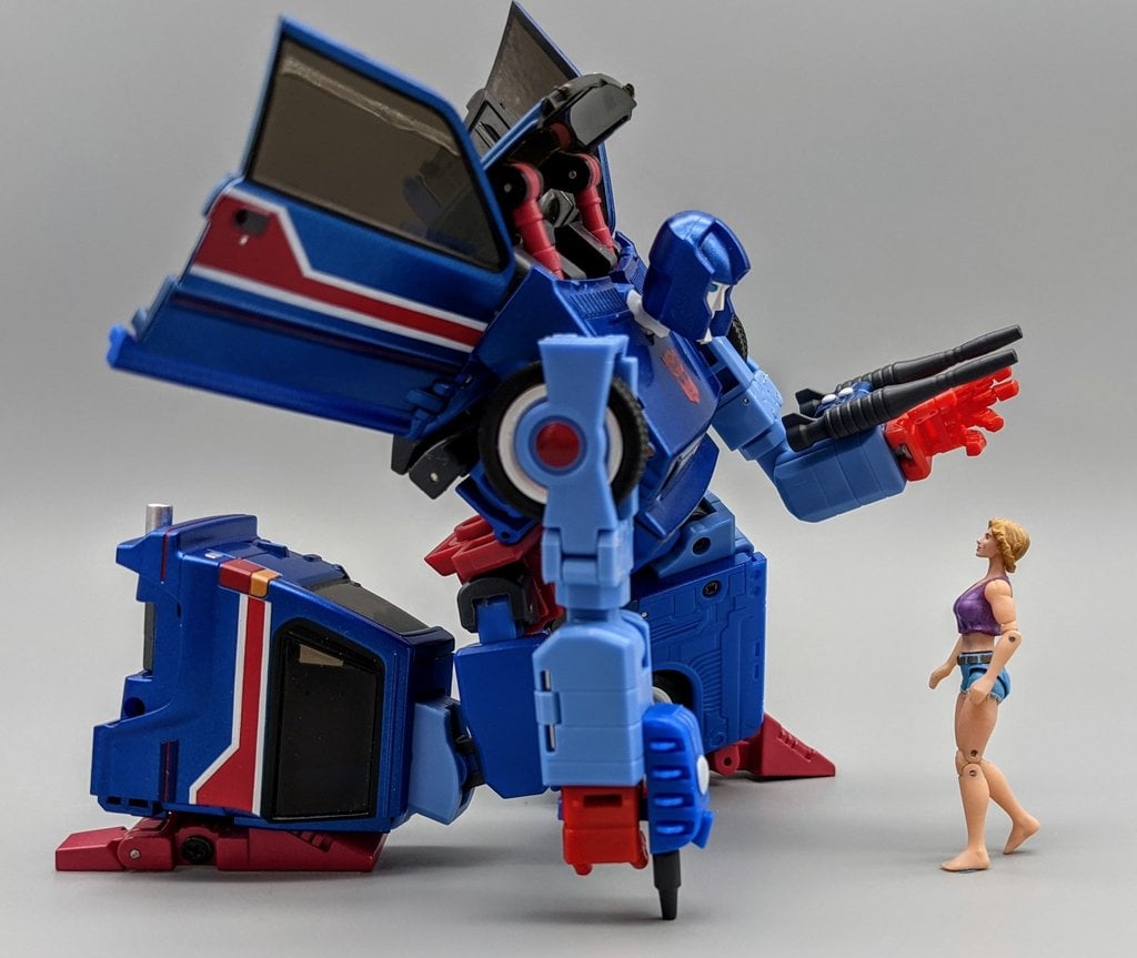 1_30 scale Charlene for Masterpiece Transformers Skids