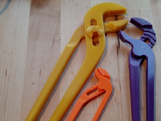 Adjustable Groove-Joint Pliers | 3d print model