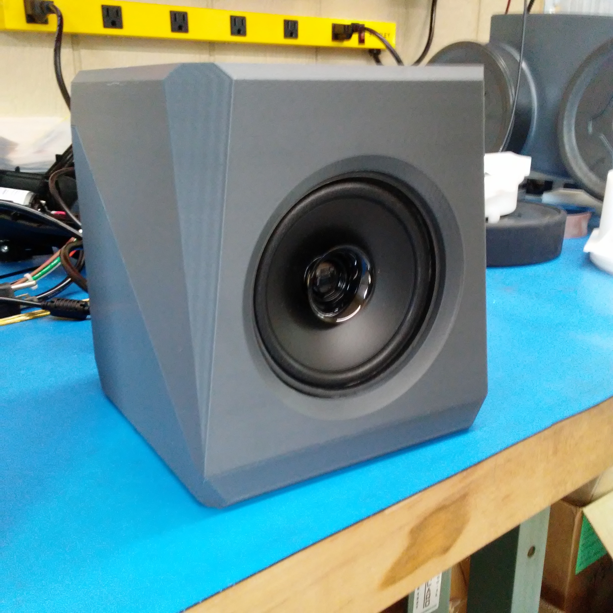ec74e57a-3bf8-43de-b970-dbb8f74f039a