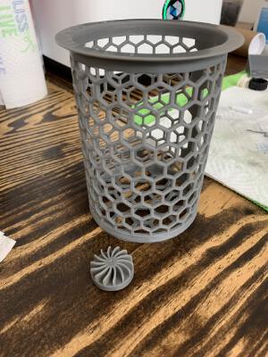 Karter 1000mL Beaker Basket w_ lid | 3d print model