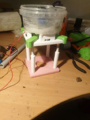 Vibration tumbler - Vibratory tumbler machine frame(needs non-printed parts) | 3d print model