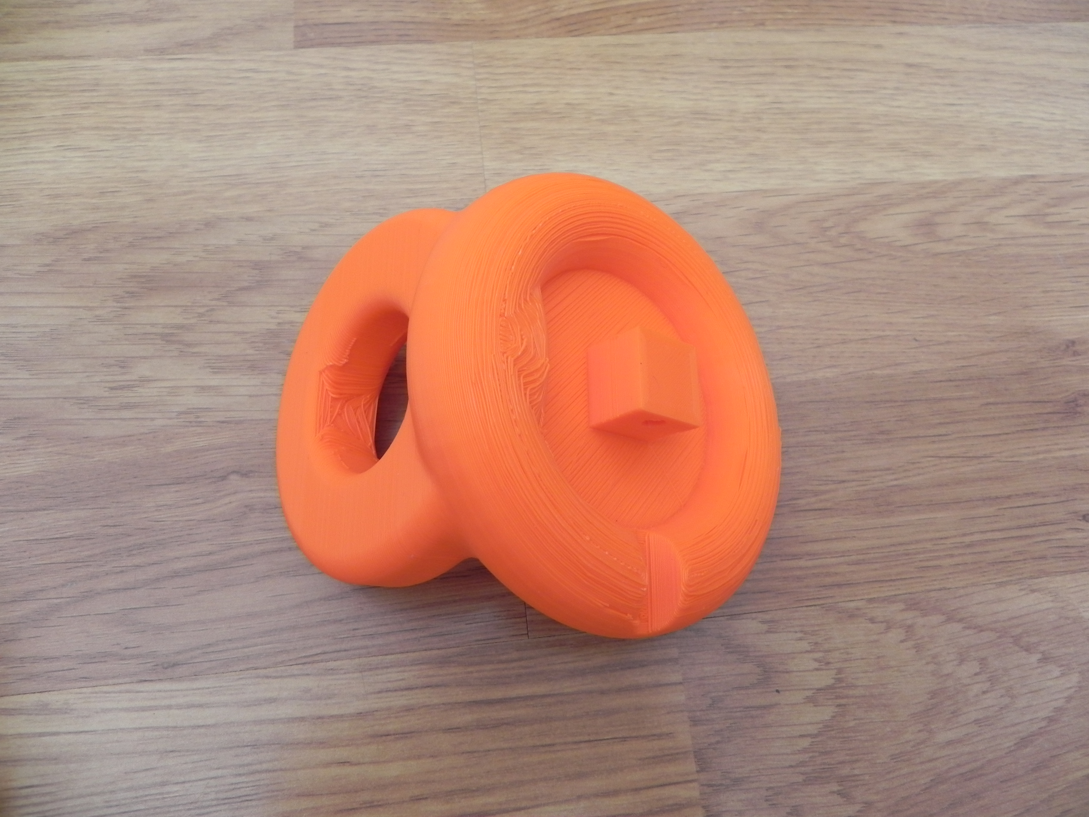 f8dc0ed3-d313-4379-bab2-90b76be75e7b