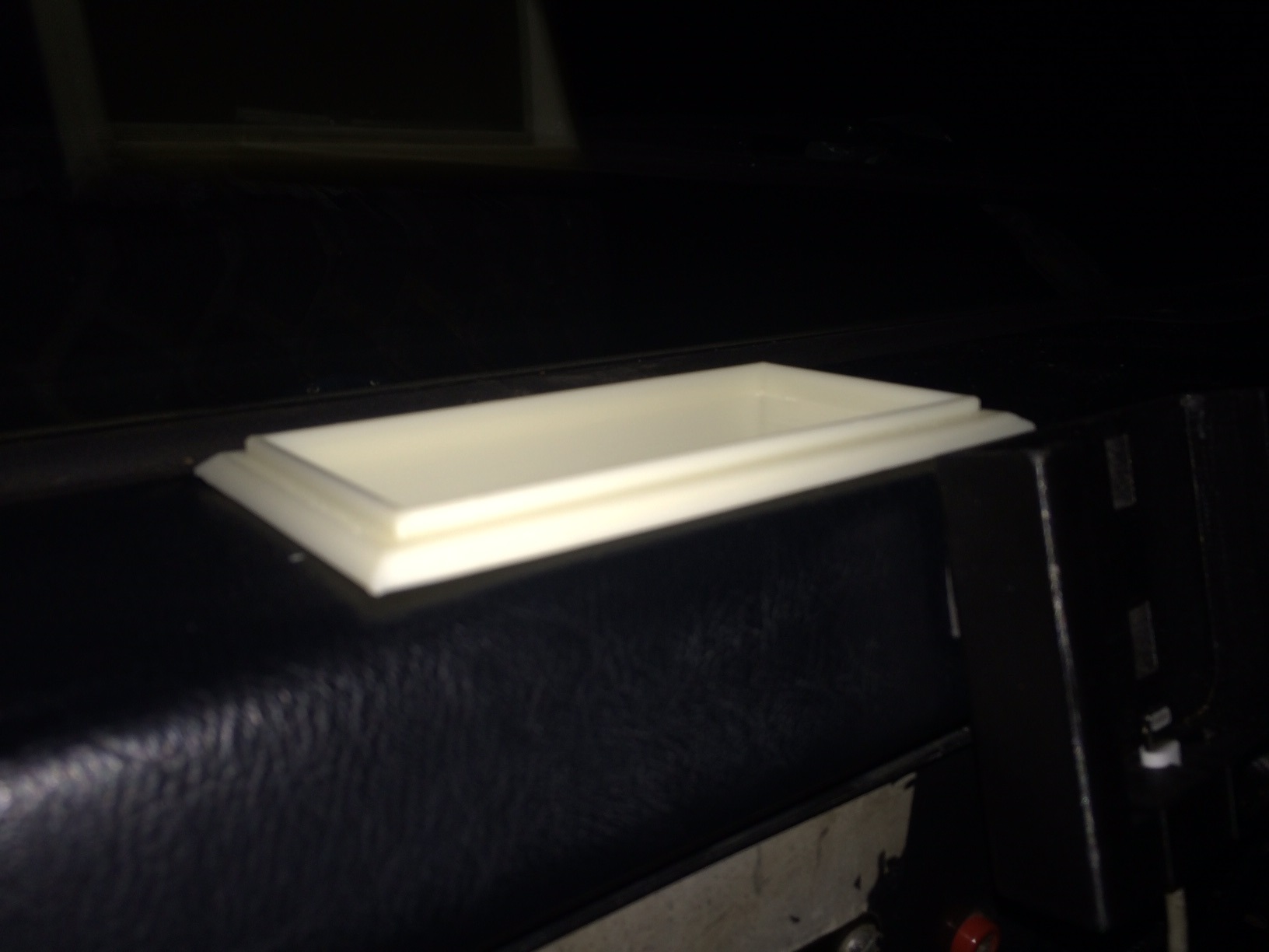 Land rover defender ash tray replacement