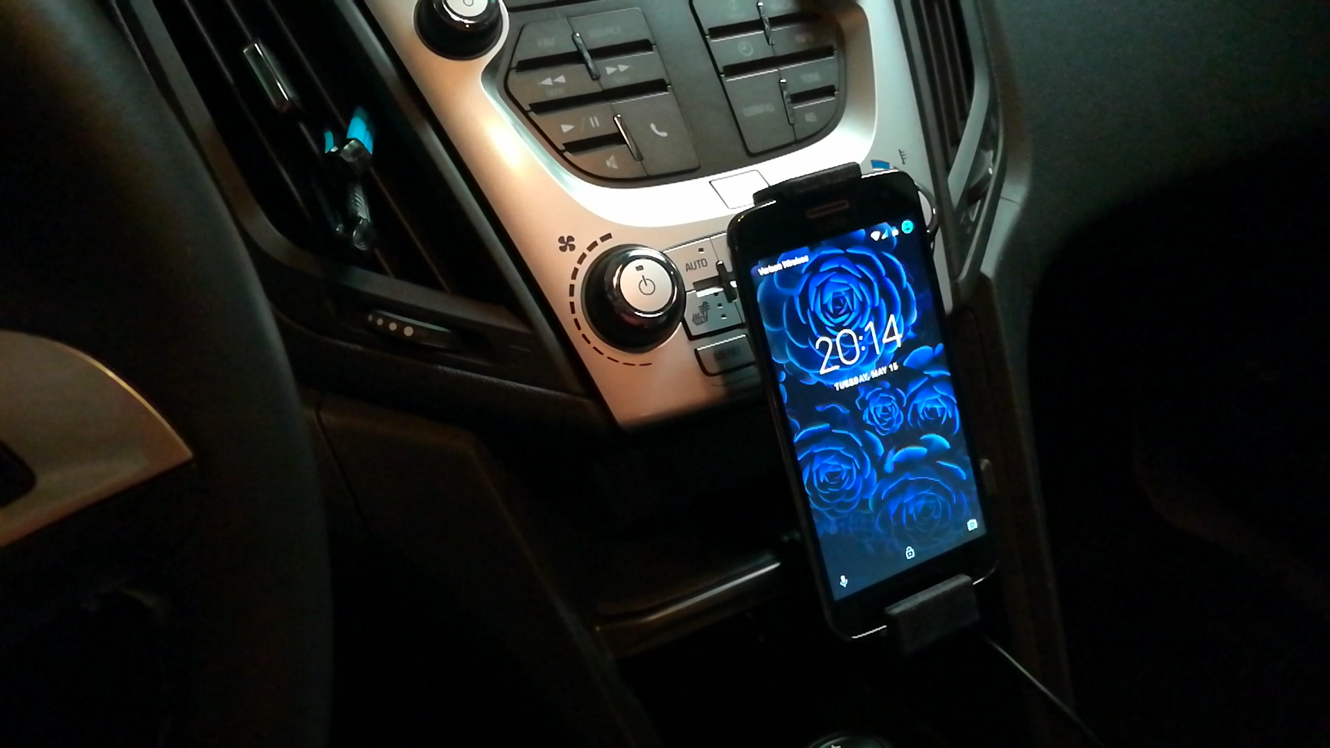 Chevy Equinox Phone Mount 2017