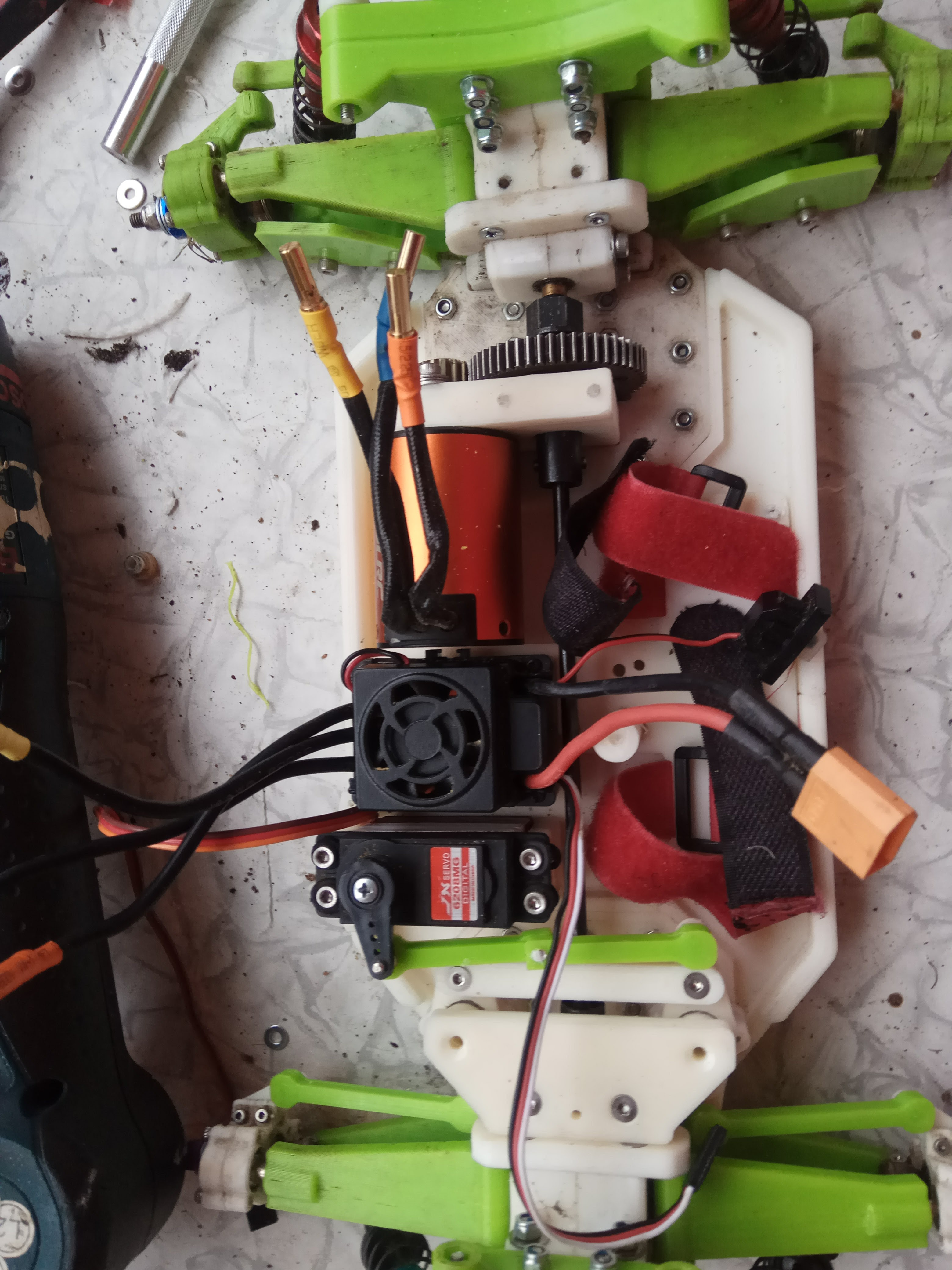 e1668274-2812-4901-92bb-c8bcde92dfd2