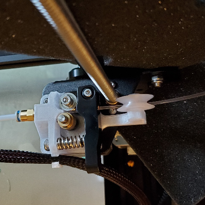 Ender-3 TPU Extruder Fix With Filament Guide Feeder Roller V2