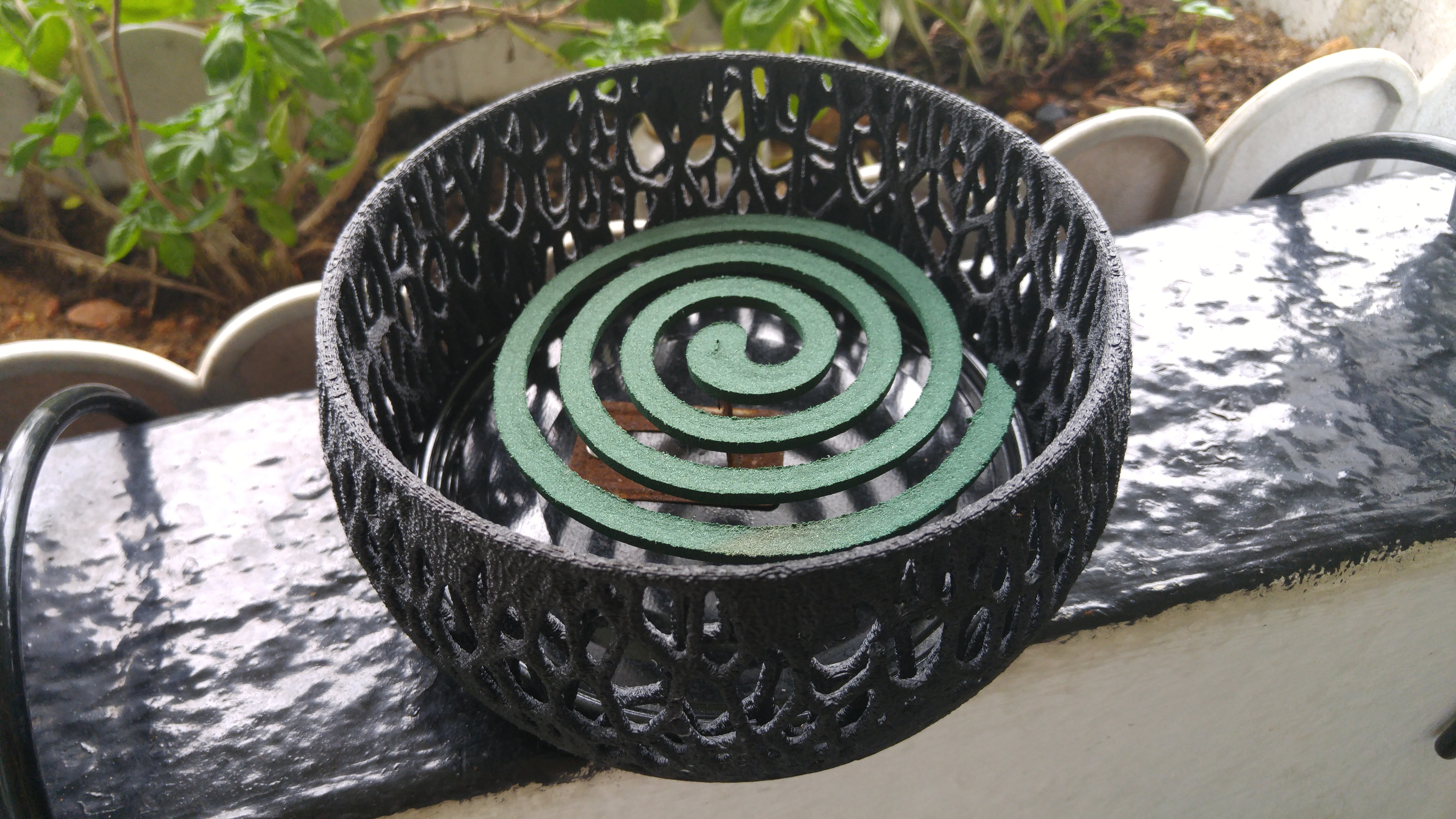 Voronoi Mosquito Coil Holder