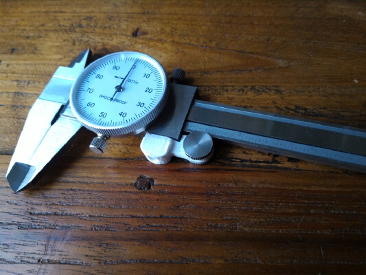 Harbor Freight "Pittsburgh" dial caliper thumb roller holder | 3d print model