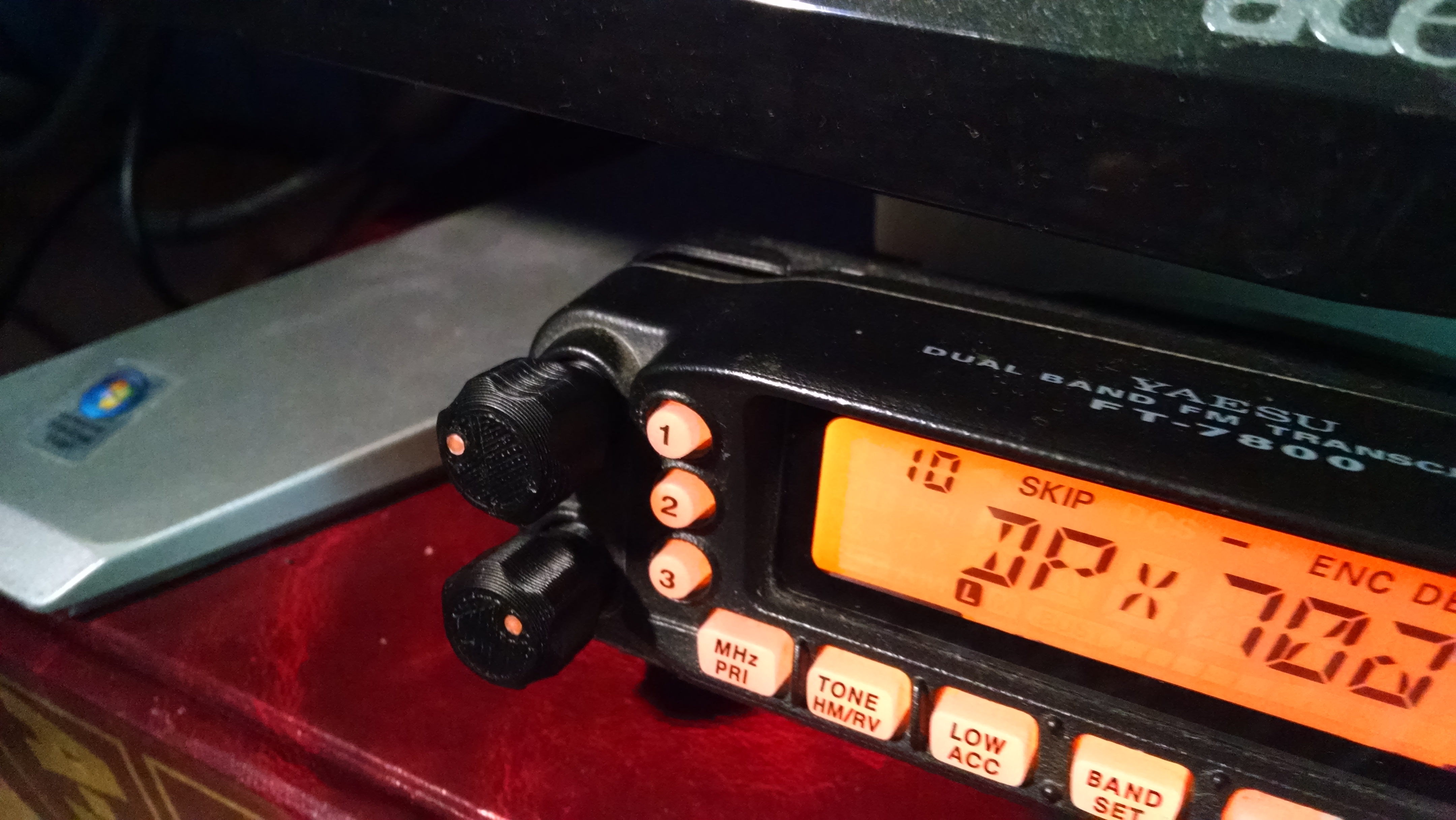 Yaesu Knob (volume and sql)