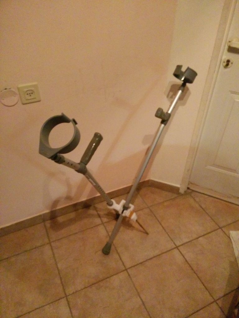 Tri-Crutch