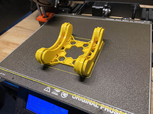 Small Form-Factor Spool Holder (68mm or Prusament Spools) | 3d print model