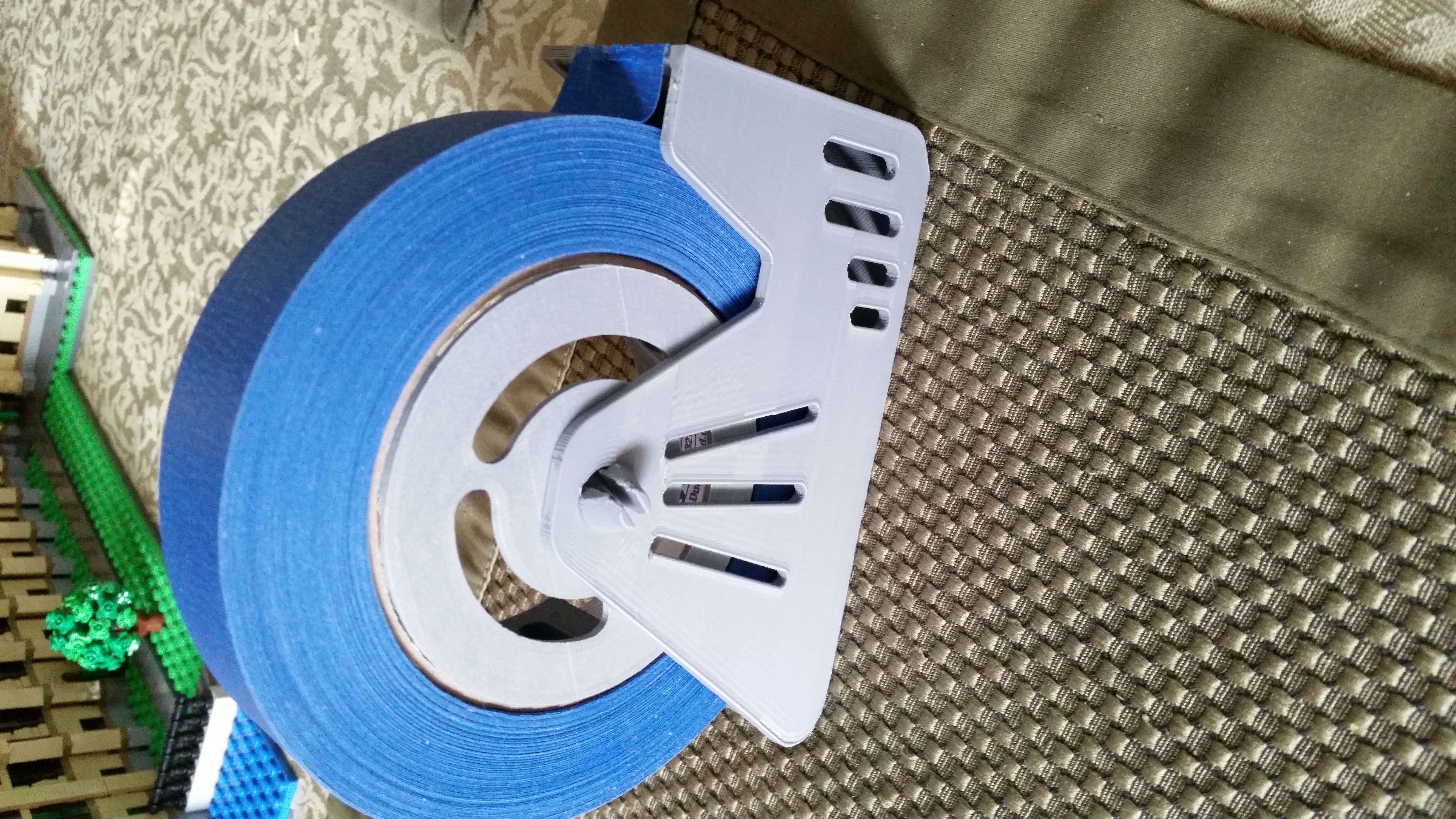 Painter's tape dispenser