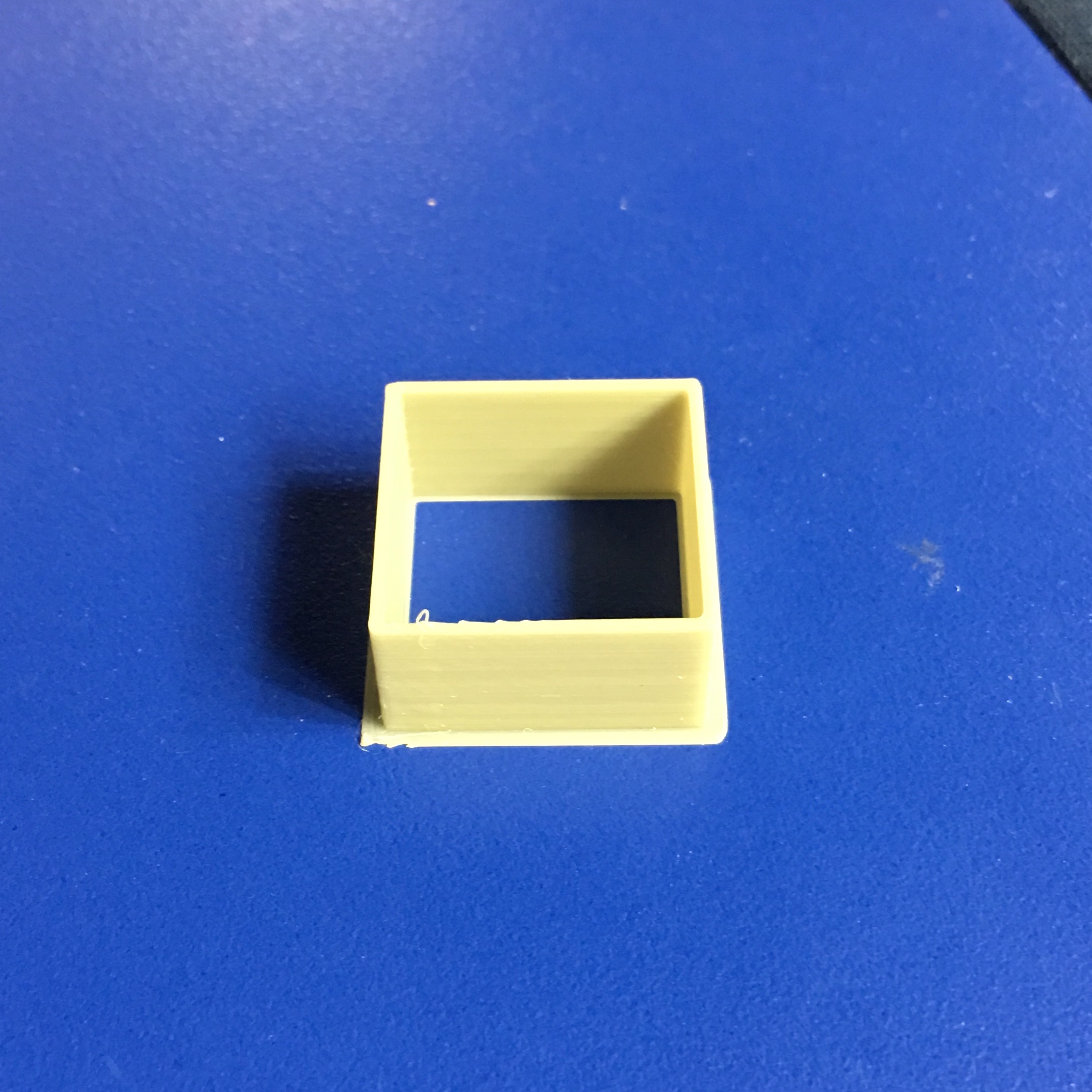 0969ecc9-a1b0-4e7d-a8d3-fe2042ae207c