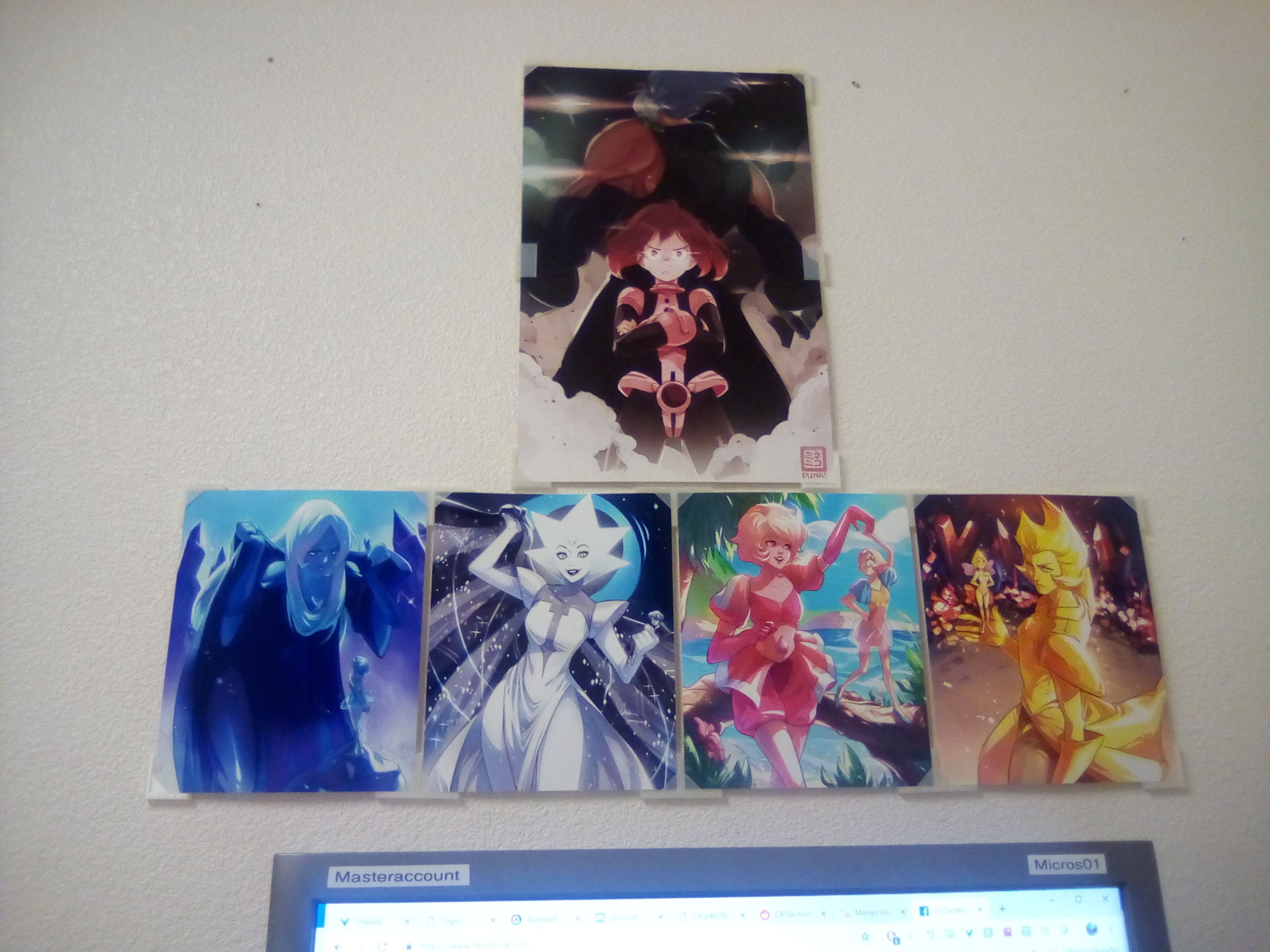 Picture frame corners
