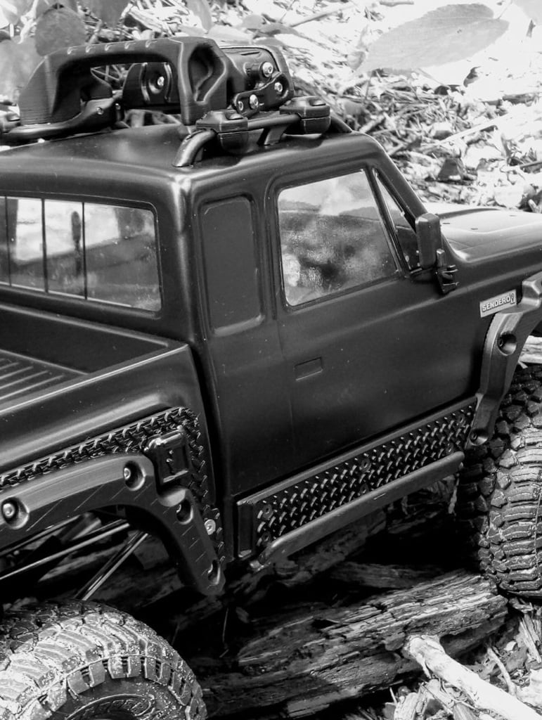 Side plates for the RC crawler Element enduro Sendero