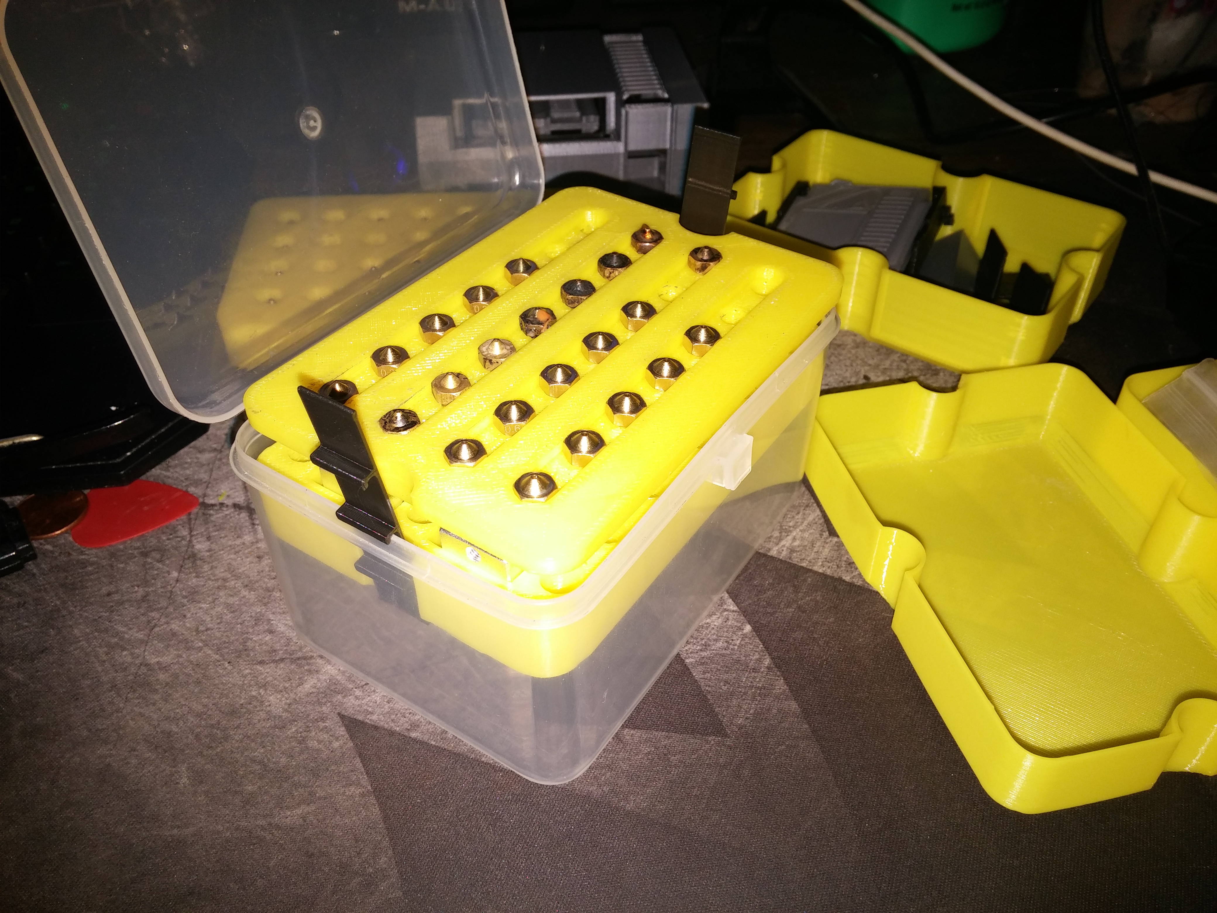 f690e9c0-82d3-4c43-a530-97f09f2ee4e3
