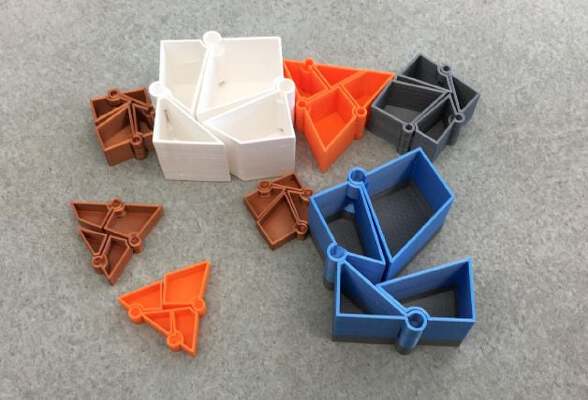 Triangle-Square Dudeney's Dissection_Transformation, Hinged | 3d print model