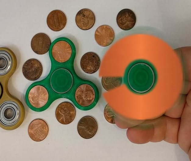 PENNY TRI SPINNER - Fidget Toy