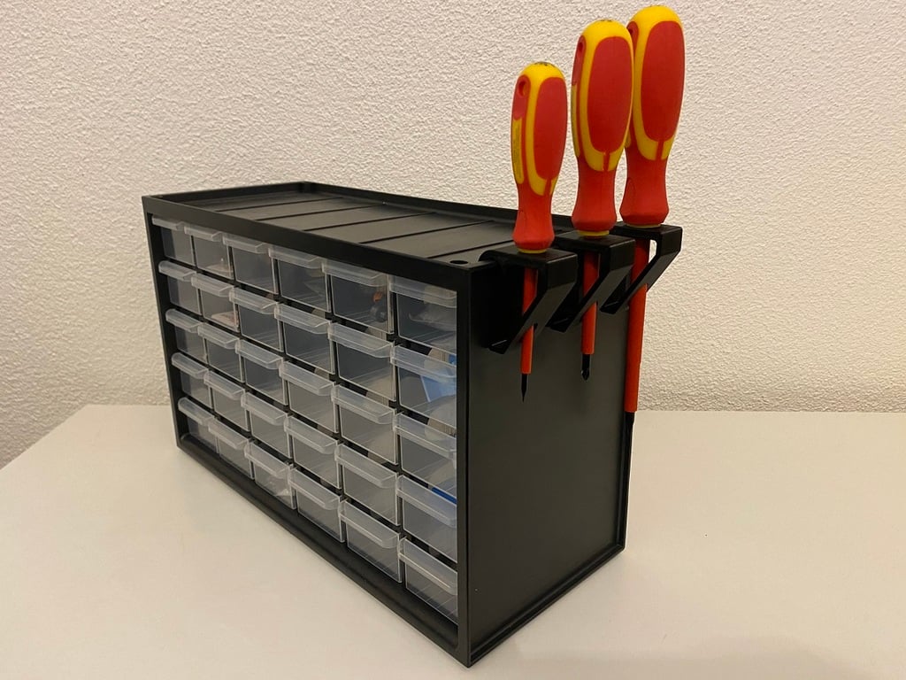Screwdriver holder for Stanley drawer