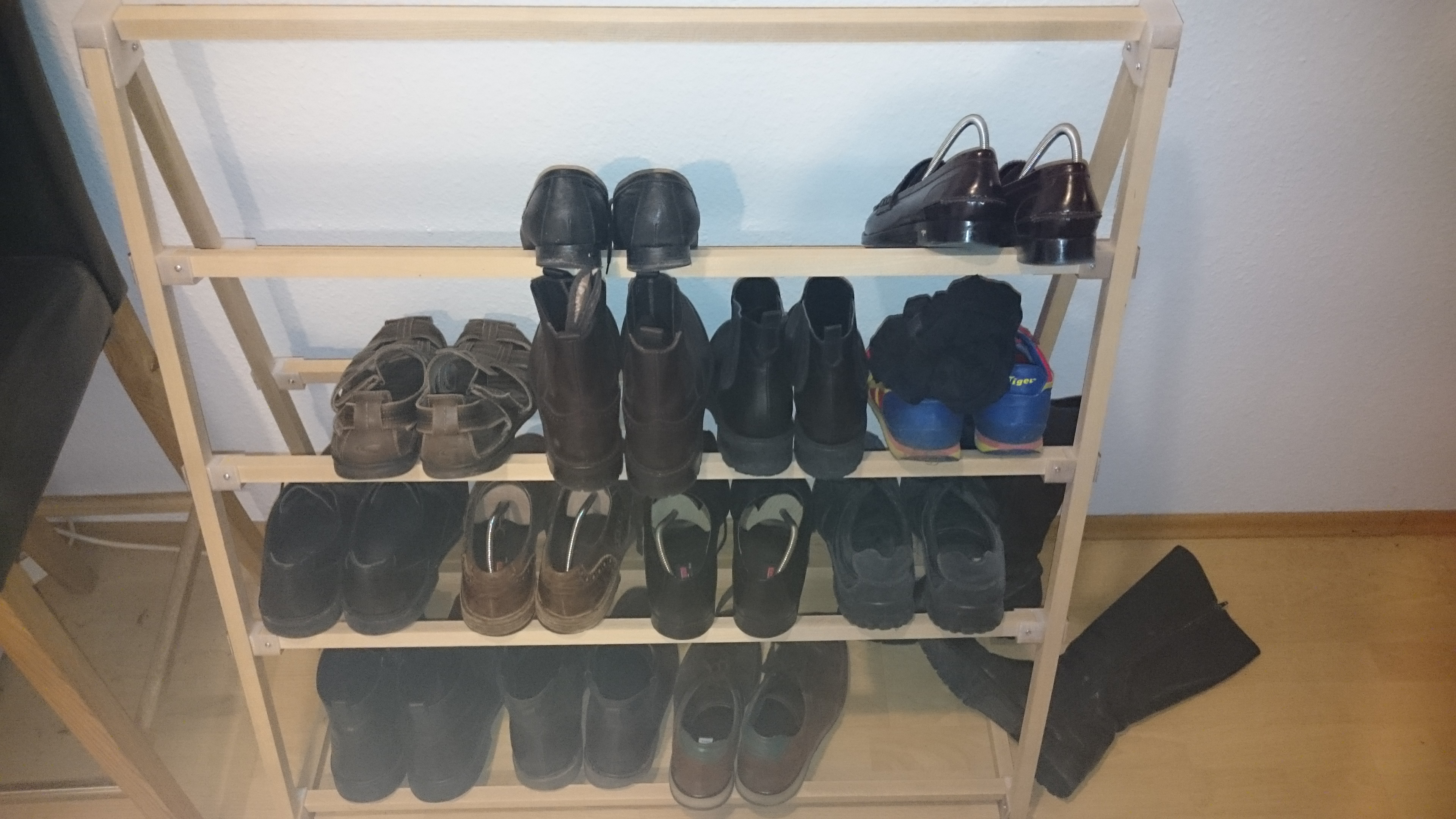 Shoeshelf