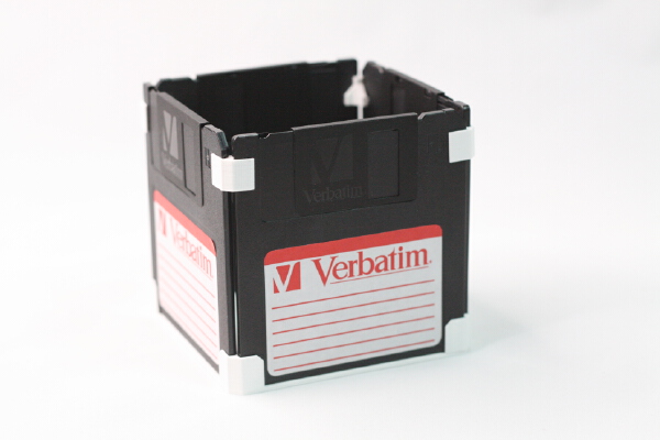 Floppy disk pen holder | 3d print model