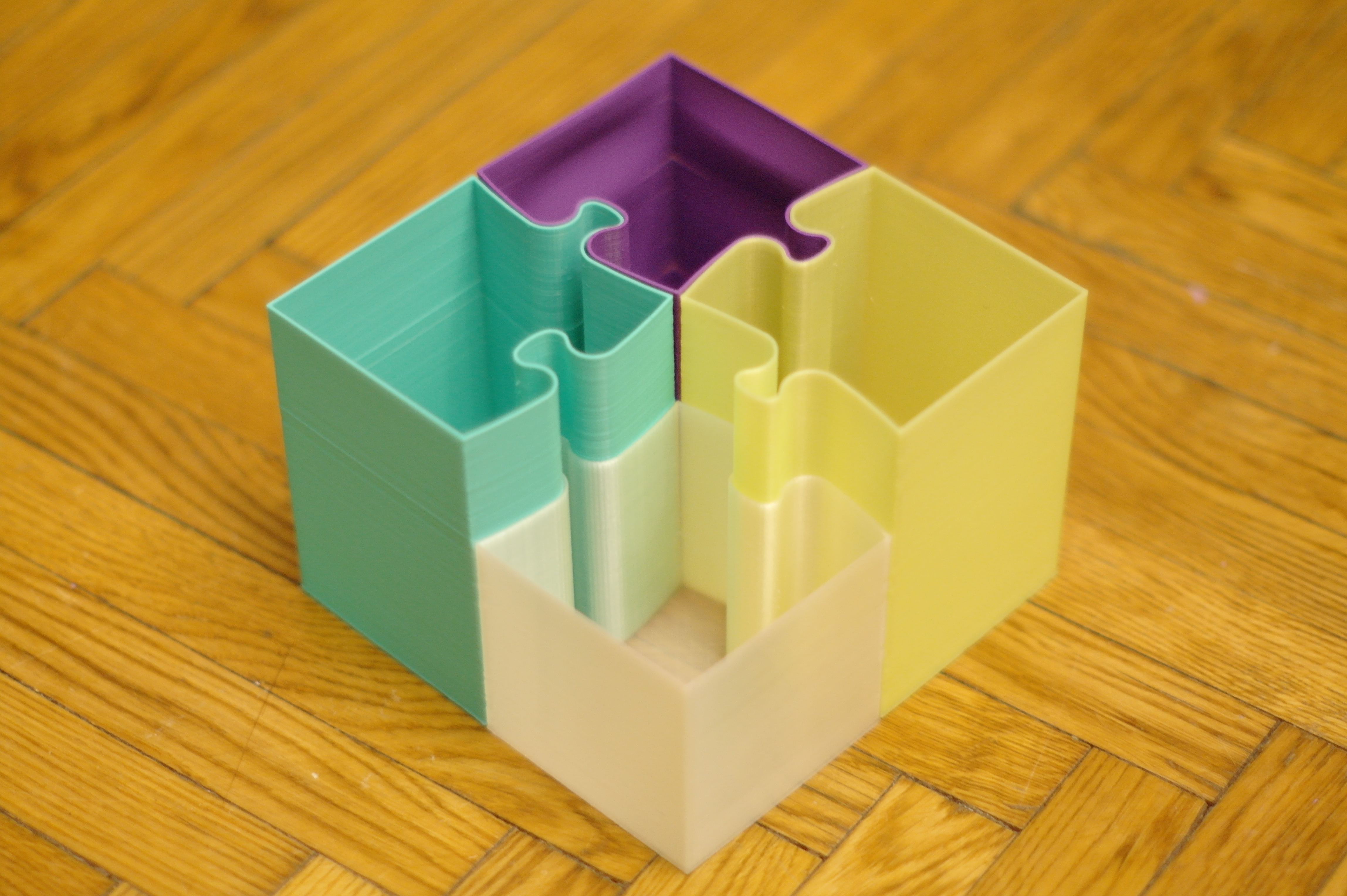 Puzzle pencil holder
