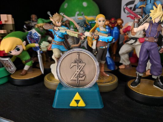 Zelda BOTW Coin Triforce Stand | 3d print model