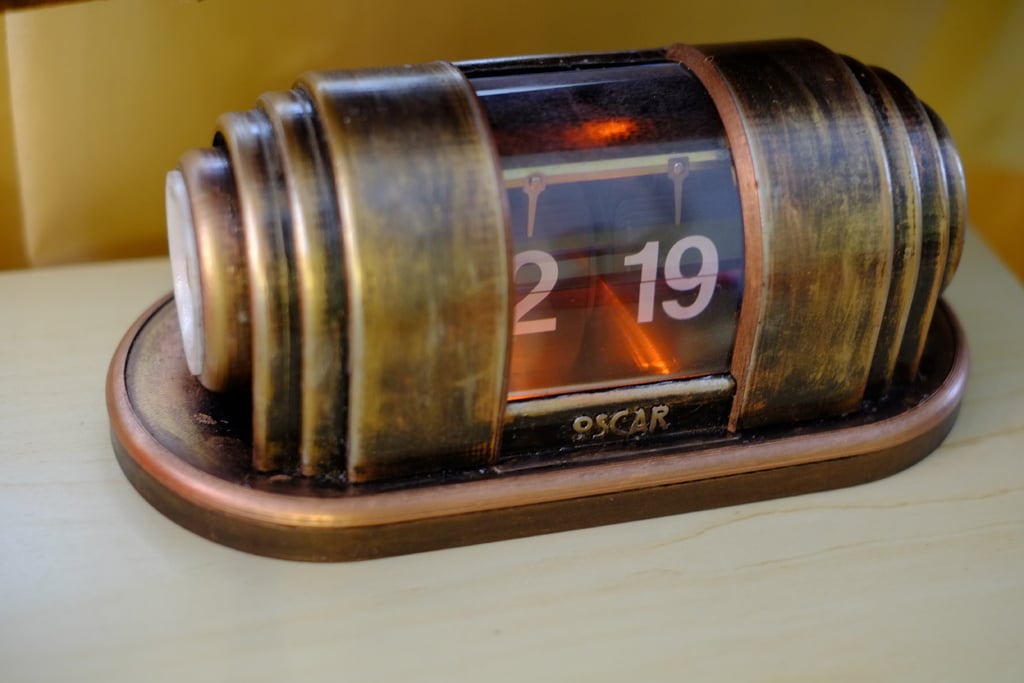 Art Deco Flip Clock (Bioshock)