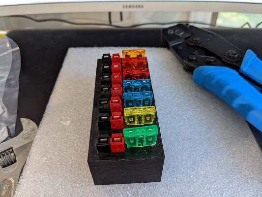 Fused Anderson Powerpole supply block | 3d print model