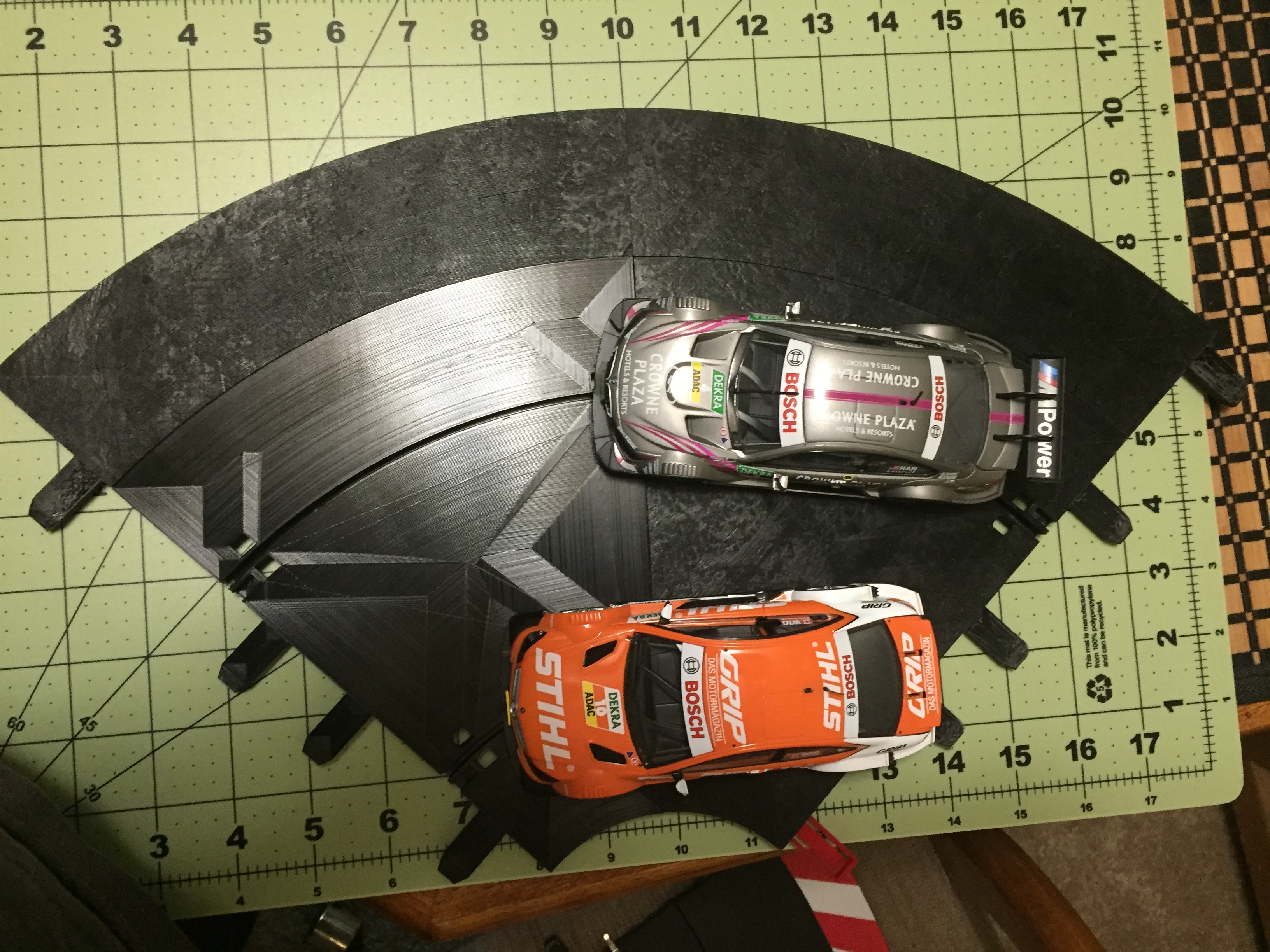 d999b82f-3825-45e9-a4f1-ca1480b11e3d