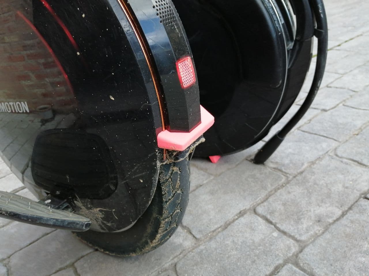 23d593cd-0fc8-40f1-a40f-00ee754f16a4