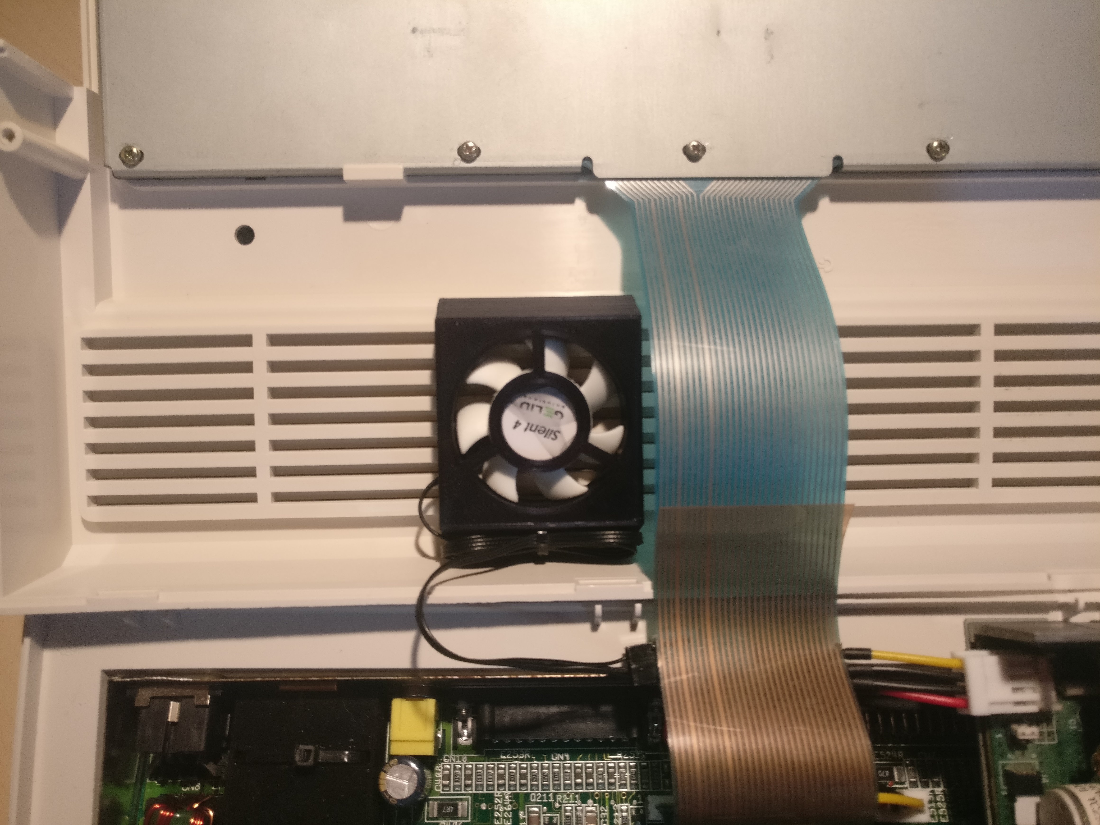 Amiga 600 Fan Bracket