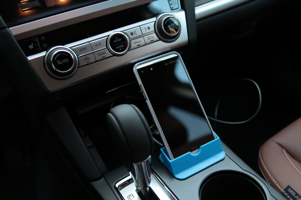 Subaru Outback (5th gen) smartphone mount